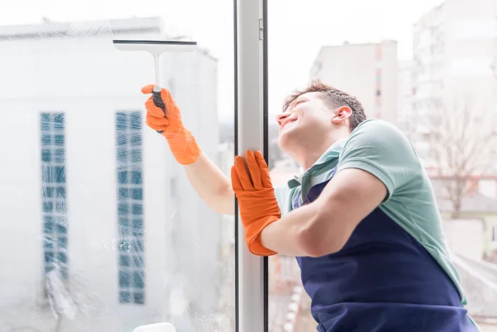 Glasreinigung Fensterreinigung Gebäude Mitarbeiter