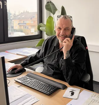 Concept Gebäudereinigung Kontakt Mitarbeiter Gebäudeservice